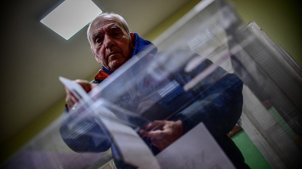 Bulgaristan'da oy verme işlemi sona erdi