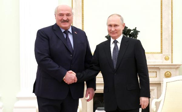 Putin ve Lukaşenko, Moskova’da görüştü