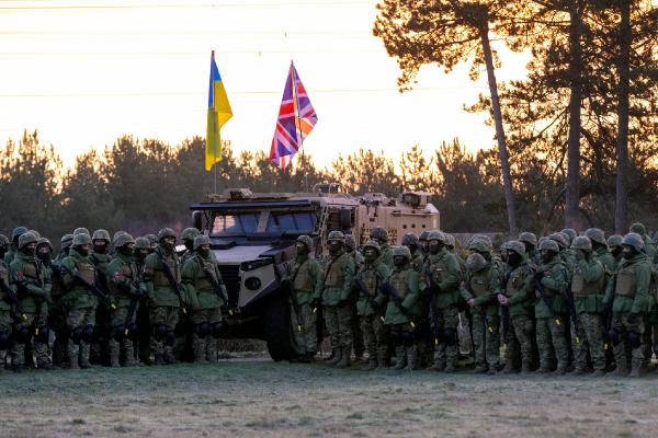 Ukraynalı askerler, İngiltere’de eğitime devam ediyor