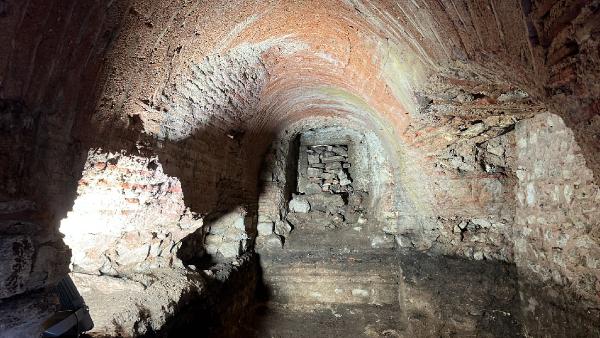 İstanbul'da bin 500 yıllık yeraltı dehlizi bulundu: Bütün depremlerde sapasağlam çıktı