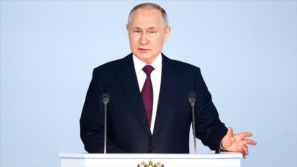 Putin: Ekonomimize yönelik dış tehlikeler hala var