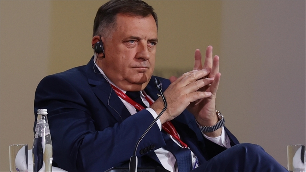 Bosnalı Sırp lider Dodik: Rusya'ya yaptırımı engelledik