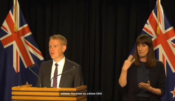 Yeni Zelanda kabinesinde erkek ve kadın bakanların sayısı eşitlendi