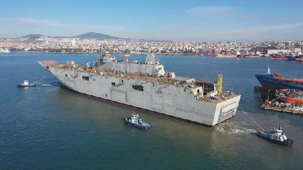 Dünyanın ilk SİHA gemisi TCG Anadolu ziyarete açılıyor