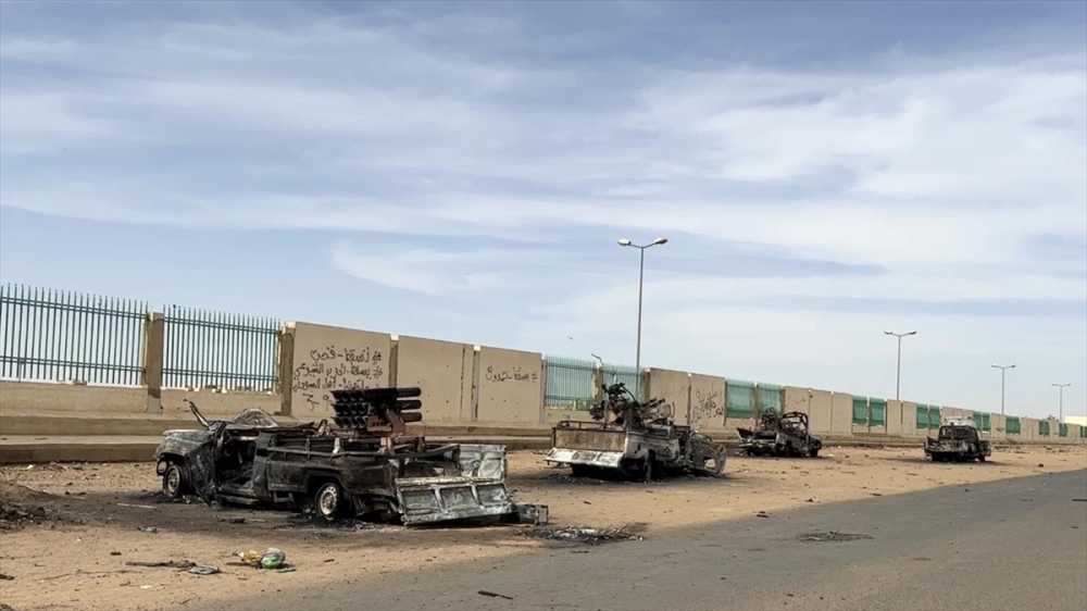 Sudan'daki çatışmalar 5. gününde: İlan edilen ateşkese uyulmuyor