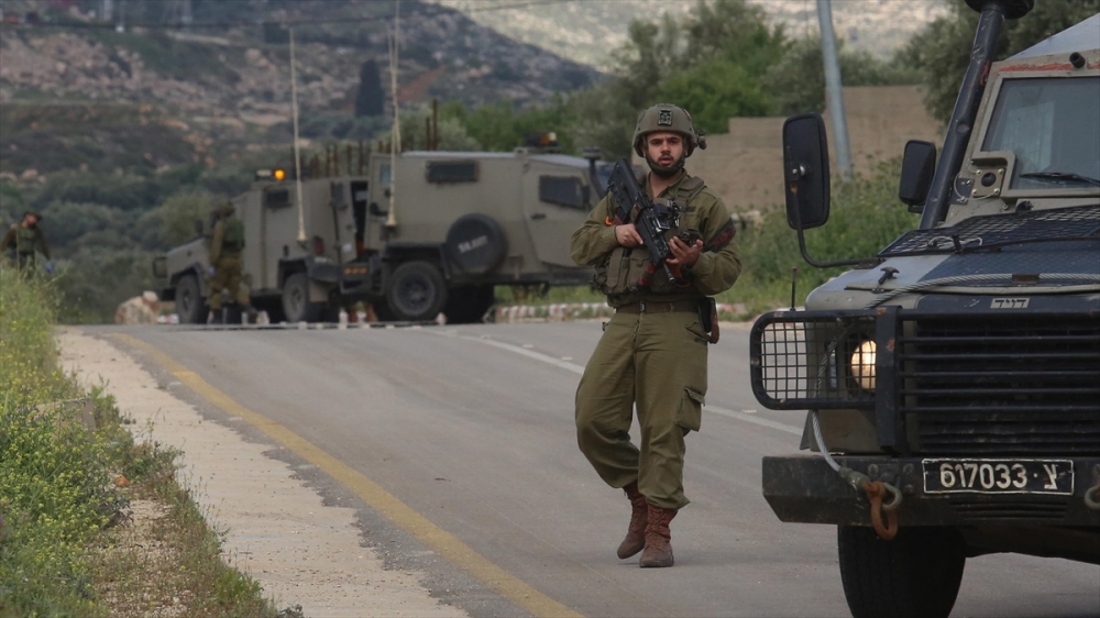 İsrail'de asker komutanlarının görevden alınmasına tepki: Üslerini terk ettiler