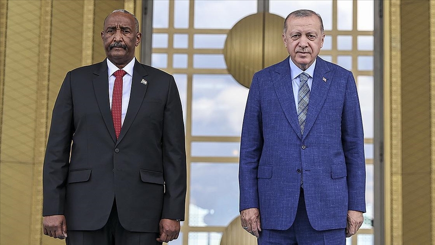 Cumhurbaşkanı Erdoğan, Sudan Egemenlik Konseyi yetkilileriyle görüştü