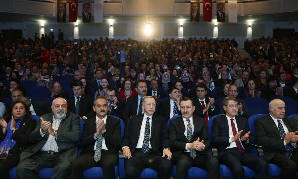 Erdoğan açıkladı! 45 bin yeni sözleşmeli öğretmen atanacak