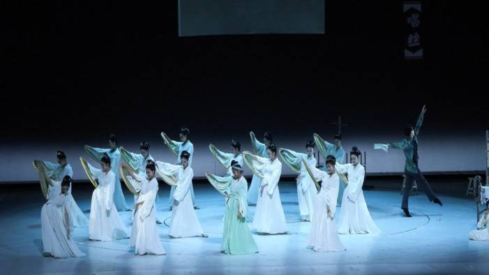 ‘Şiirsel Dans Draması’ Türkiye’de ilk kez sahnelendi