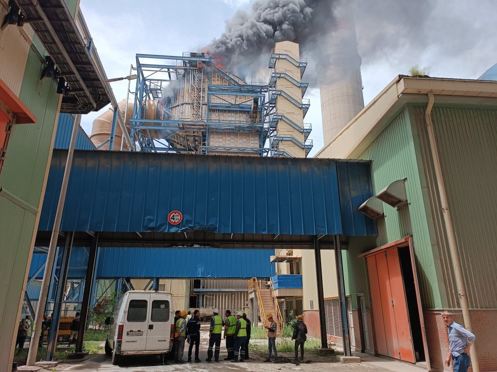 Türkiye'nin en büyük termik santralinde yangın