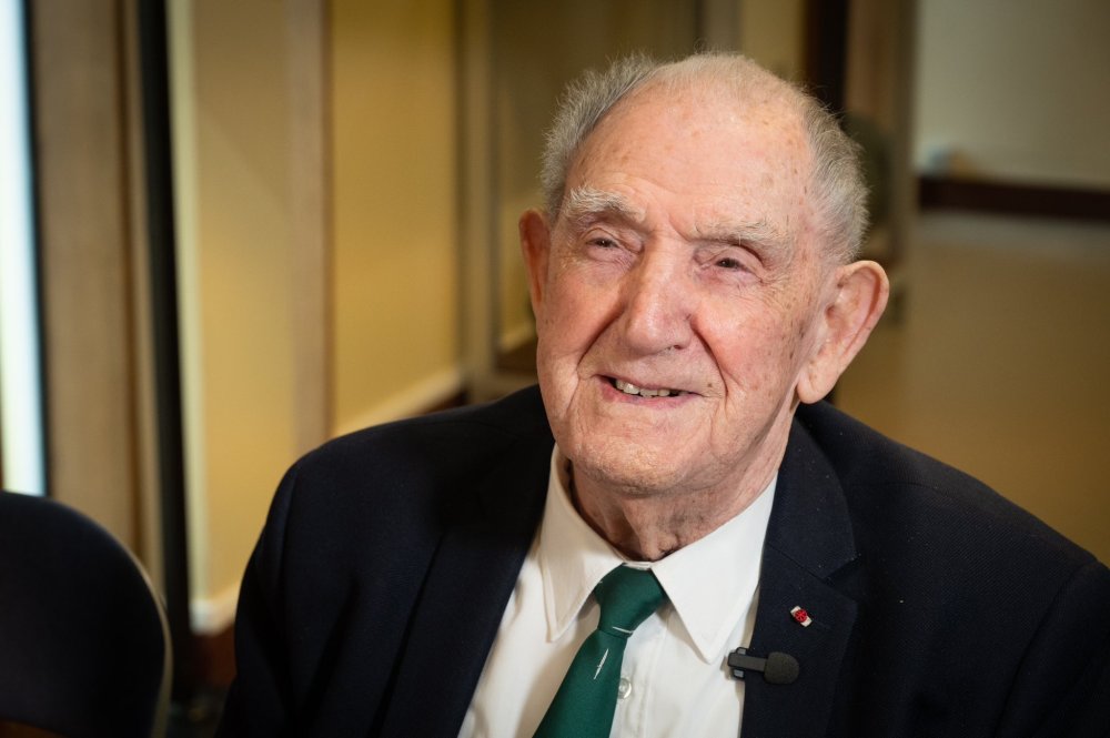 Normandiya Çıkarması’nda sağ kalan son askerdi: 100 yaşında hayatını kaybetti.