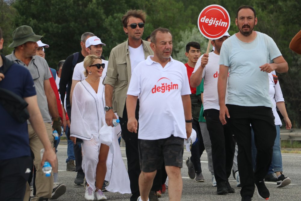 Tanju Özcan'ın Değişim ve Adalet yürüyüşünde 7'nci gün