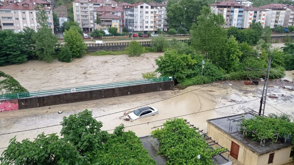 Zonguldak'ta etkili olan yağış miktarı belli oldu