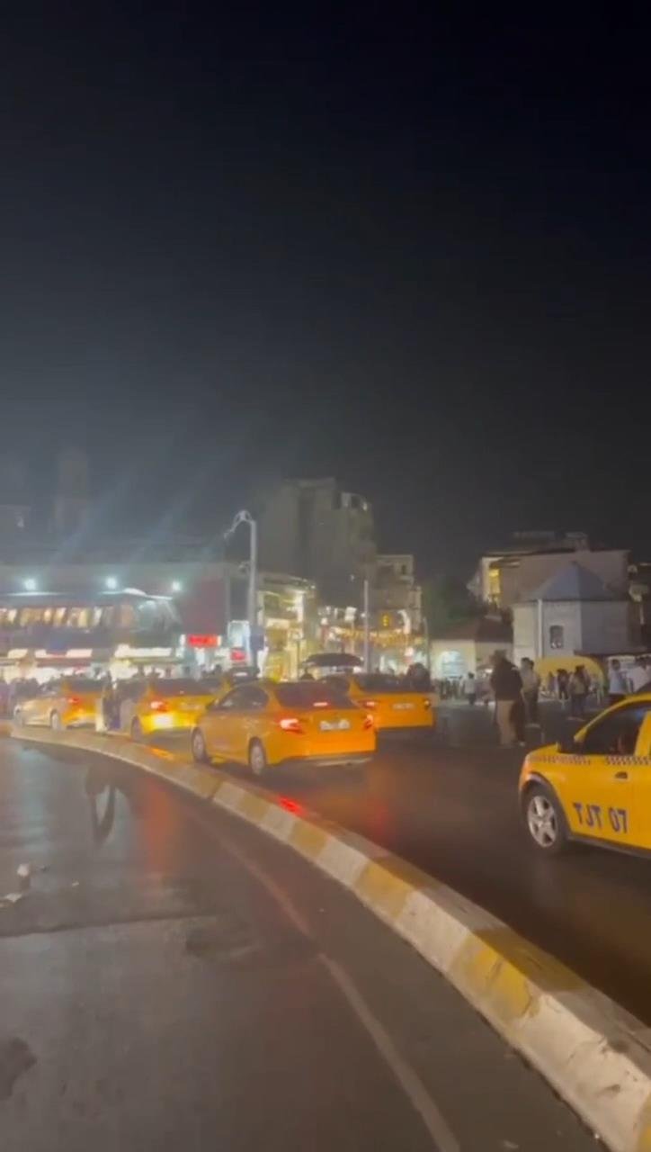 Taksim'deki patlama sesi büyük panik yarattı