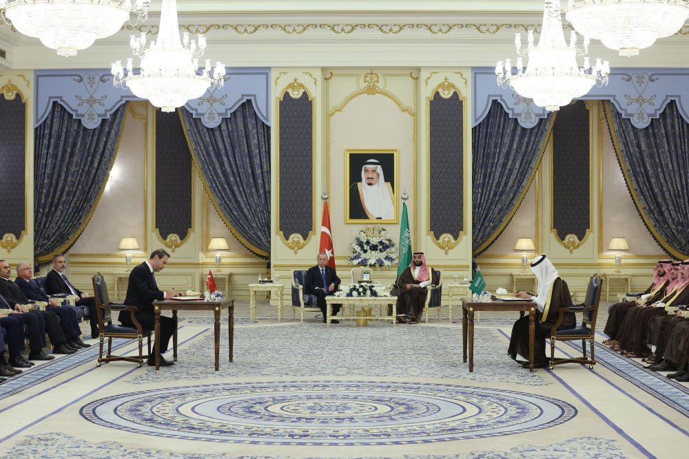 Türkiye ve Suudi Arabistan arasında 5 anlaşma