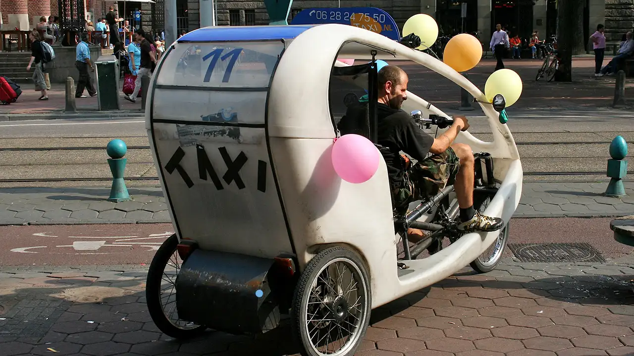 amsterdam-uber.webp