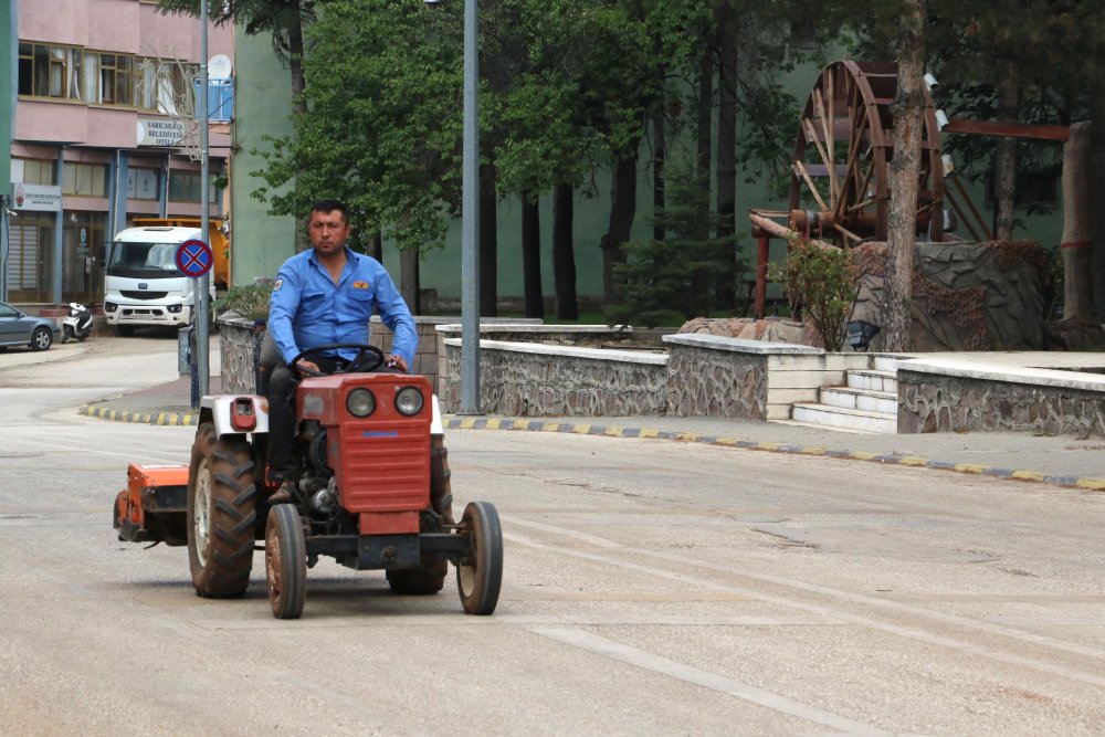 Türkiye'nin en sıcak ilçesinde sokaklar boşaldı: 'Cehennem sıcağı gibi'