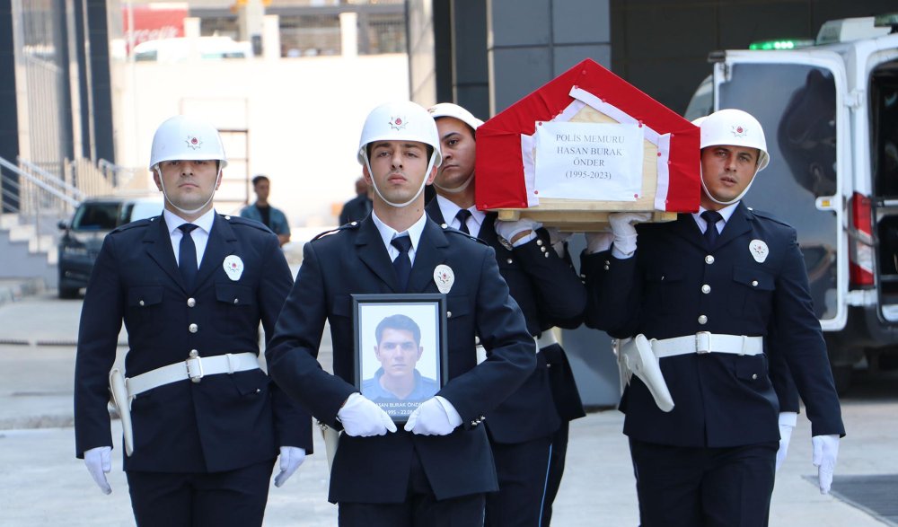 Feci kazada ikinci can kaybı: Polis memuru Melike Dilek hayatını kaybetti