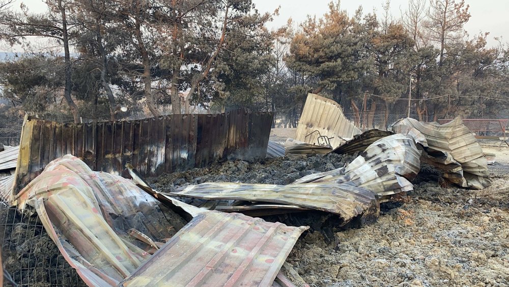 Orman yangınında 3'üncü gün: 11 köy boşaltıldı