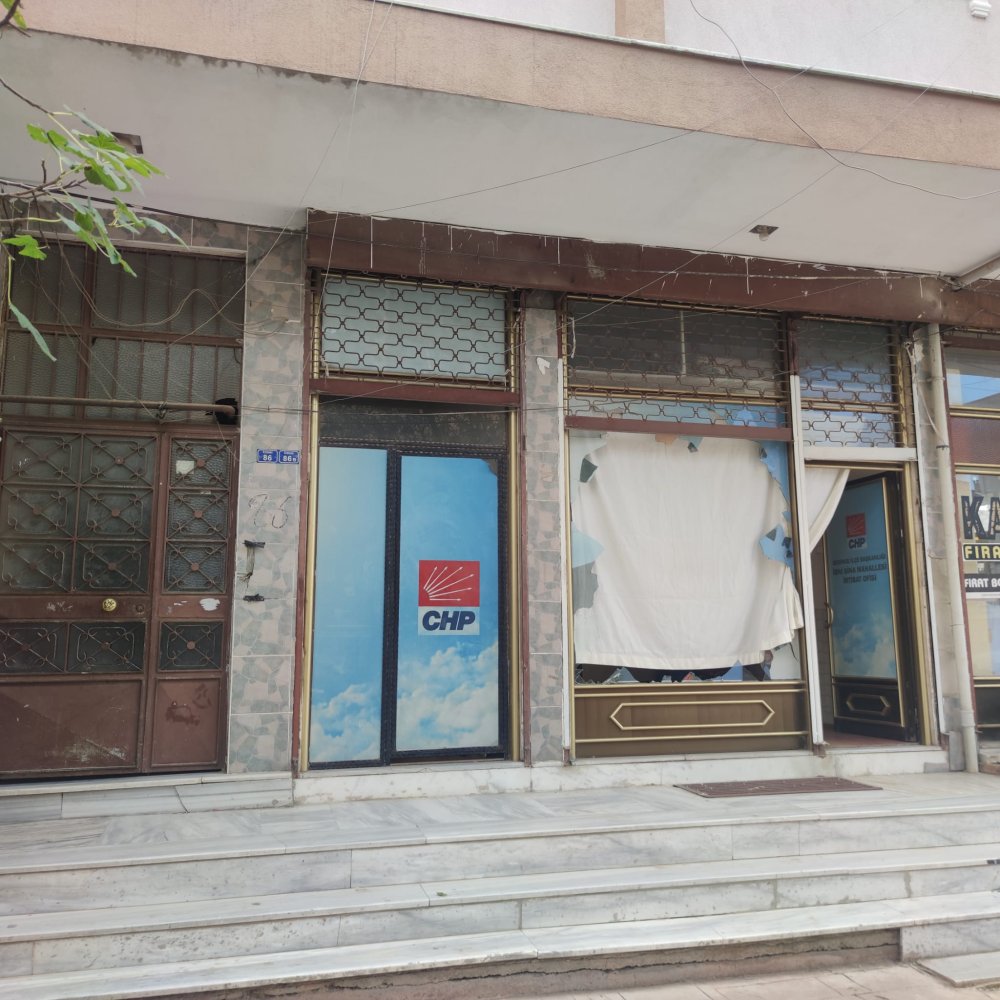 CHP temsilciği ve AK Parti binasına saldırıda şüpheliye ev hapsi