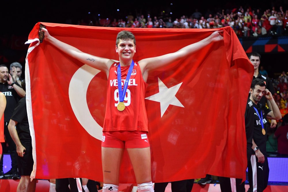 Filenin Sultanları’ndan 5 isim Avrupa Şampiyonası Rüya Takımı’na seçildi