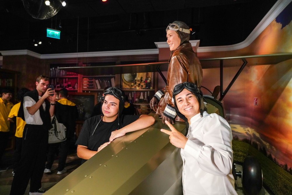 Demirören Medya Lisesi öğrencilerinden Madame Tussauds Müzesi’ne ziyaret