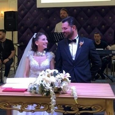 Balayı tatili yolunda acı kaza: Yeni evli çifti ölüm ayırdı