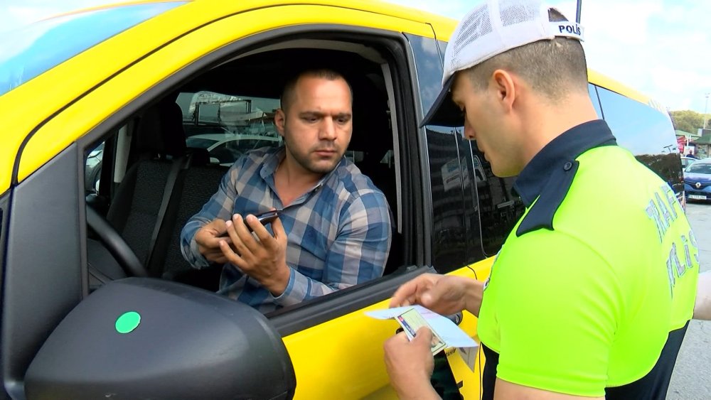 Kısa mesafeye fahiş fiyat isteyen taksicilere ceza yağdı: 'Tahmini tutar söyledik'