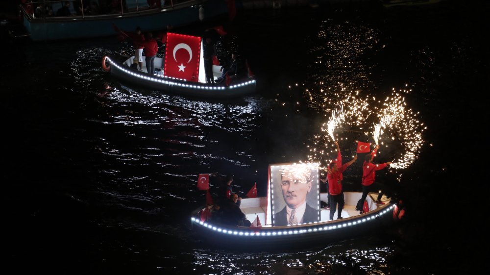 Eskişehir’de Cumhuriyet’in 100. yıl kutlamaları