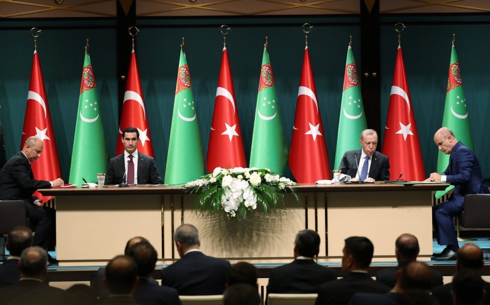 Türkmenistan ile ortak diploma programları açılacak