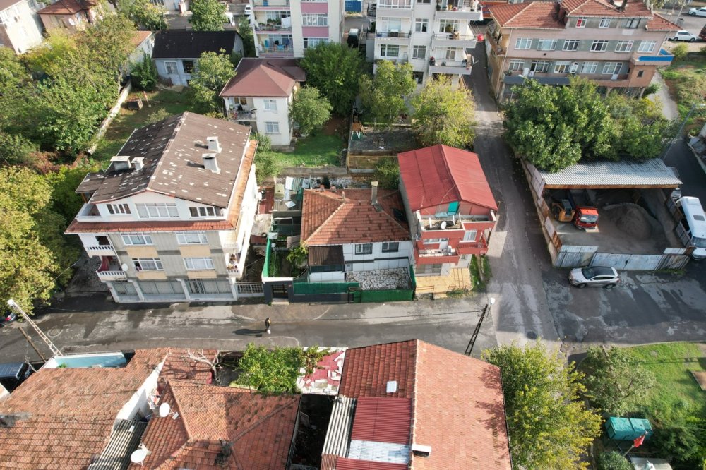 Polat çiftinin 5 yıl önce yaşadığı gecekondu görüntülendi: Eski komşuları konuştu