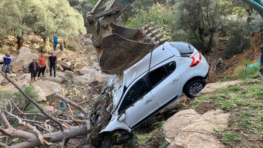 Aydın'da sel felaket getirdi: 3 ölü, 1 kayıp