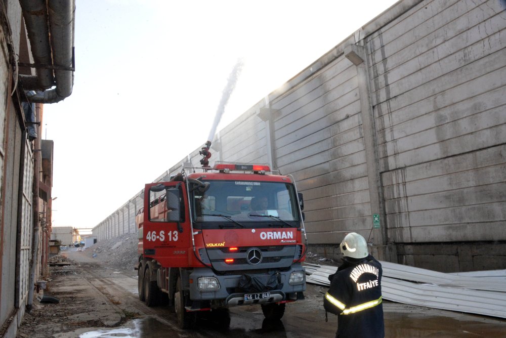 Kahramanmaraş'ta tekstil fabrikası yangını