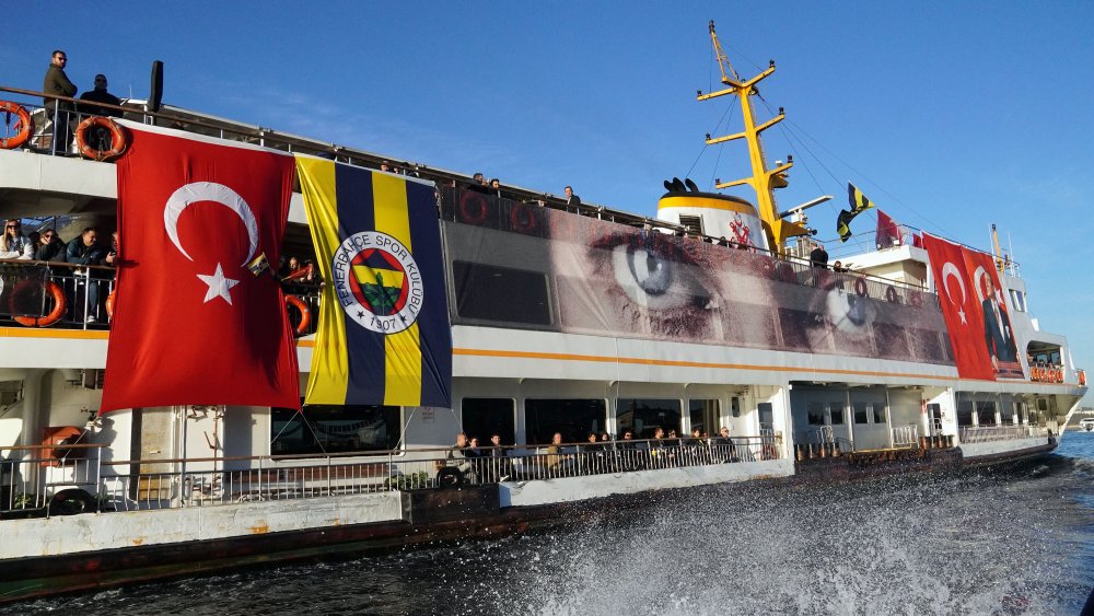 Fenerbahçe, Atatürk'ü '10 Kasım Fenerbahçe Vapuru' ile andı