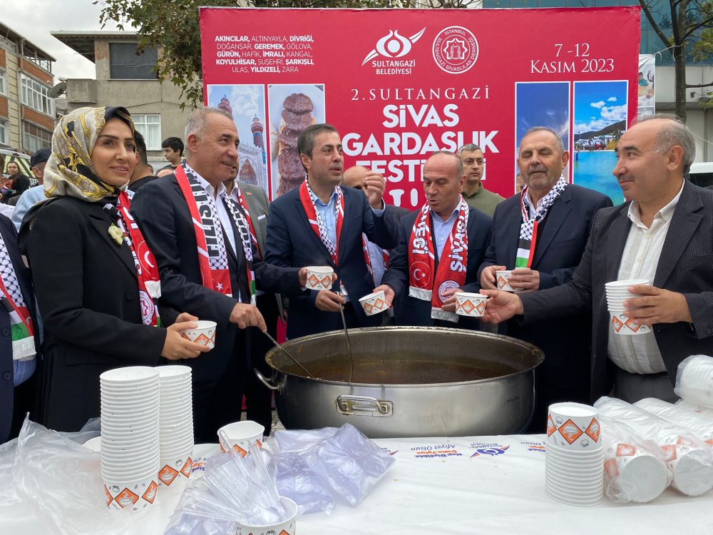 Sultangazi’de ‘Sivas Gardaşlık Festivali’ sona erdi