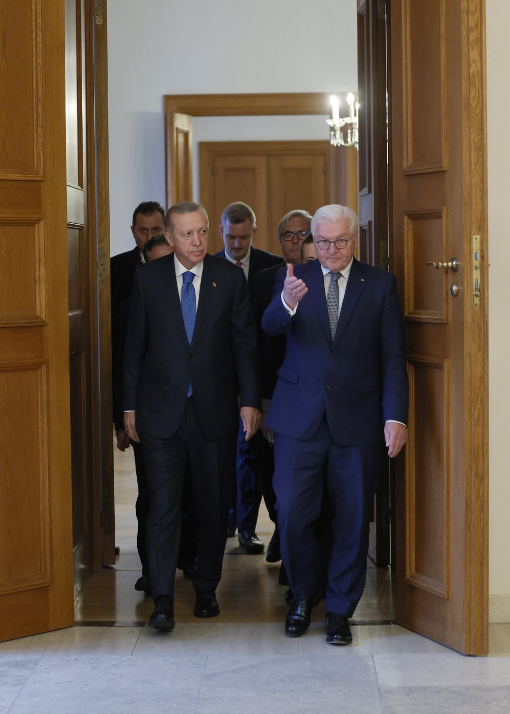 Berlin'den gergin görüşme: Erdoğan, Almanya Cumhurbaşkanı Steinmeier ile bir araya geldi