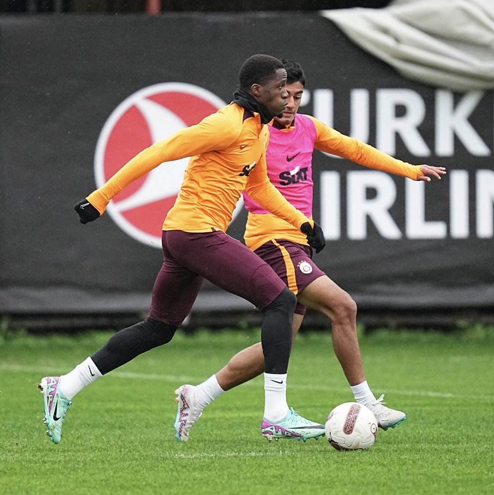 Galatasaray, Alanyaspor maçı için antrenmanlar sürüyor
