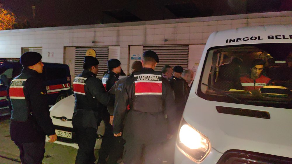 Bursa'da 5 kaçak göçmen yakalandı