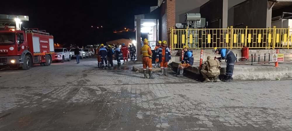 Maden ocağında göçük: 3 işçi öldü