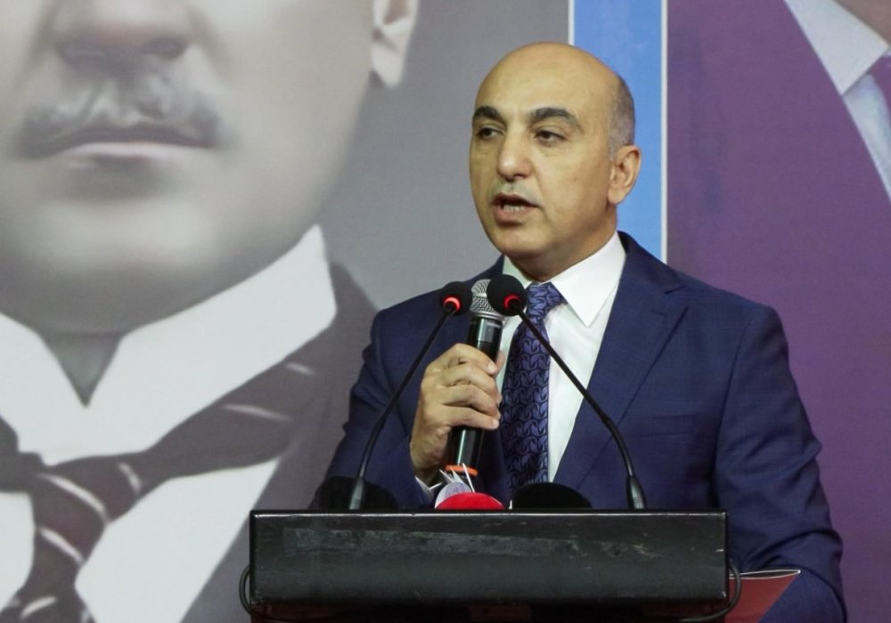 Bakırköy Belediye Başkanı Bülent Kerimoğlu İBB Başkanlığına aday adaylığını açıkladı