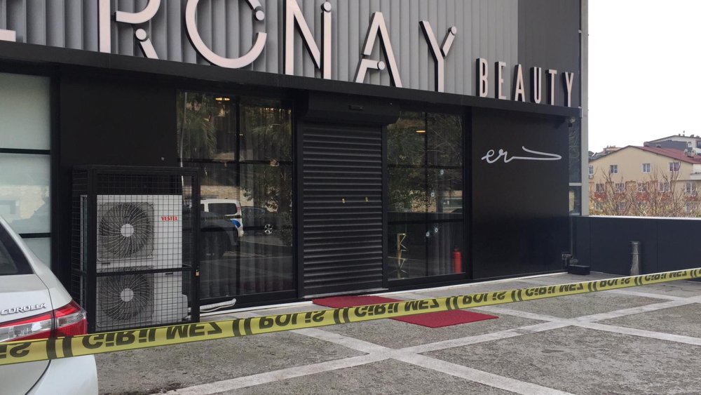 Ece Ronay'ın güzellik merkezine silahlı saldırı düzenlendi