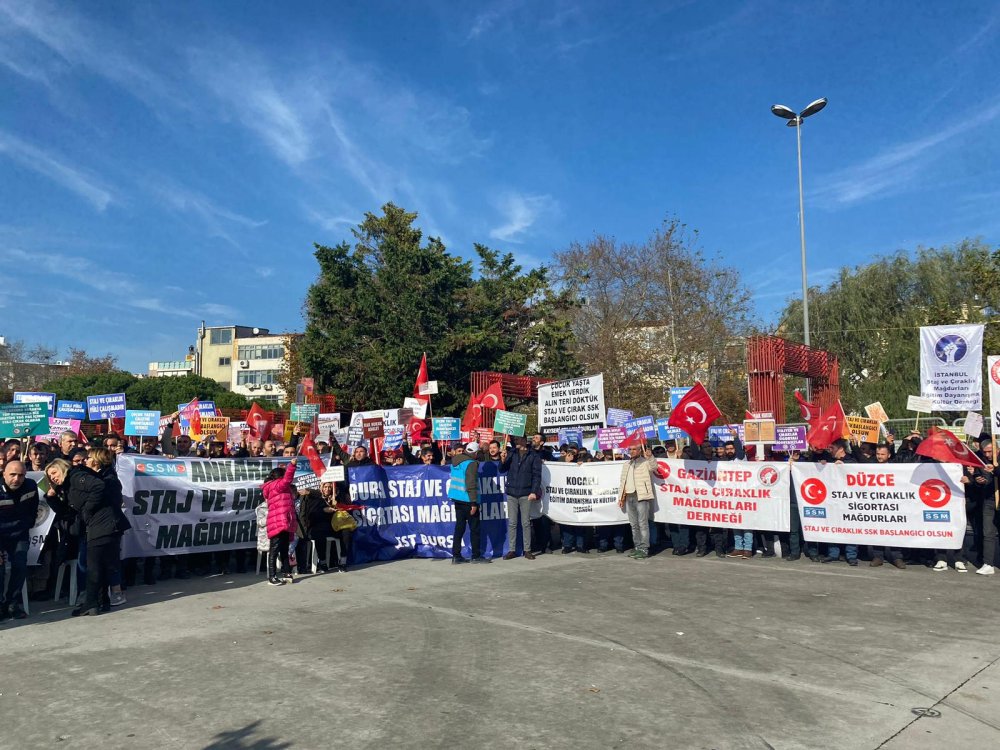 Emeklilikte gecikme yaşayan mağdurlar 'Büyük İstanbul Mitingi' düzenledi