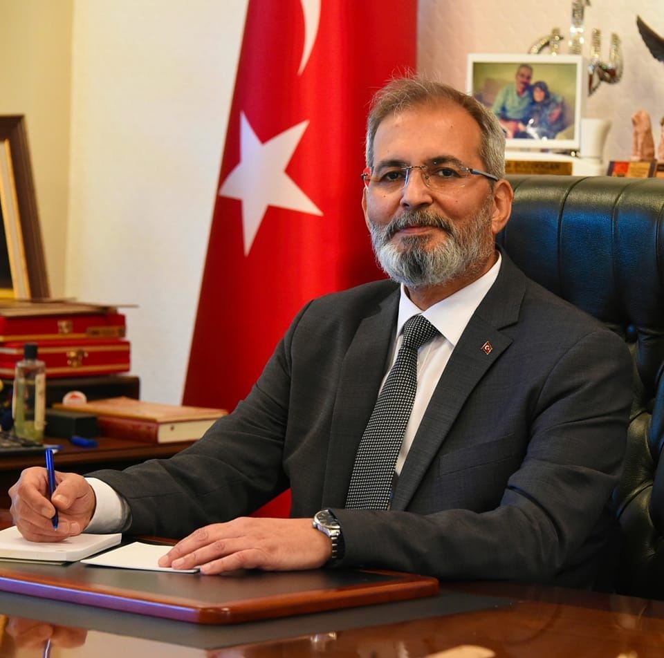 Aday gösterilmeyen belediye başkanı CHP'den istifa etti