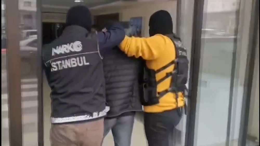 Kırmızı bültenle aranan uyuşturucu karteli İstanbul'da yakalandı