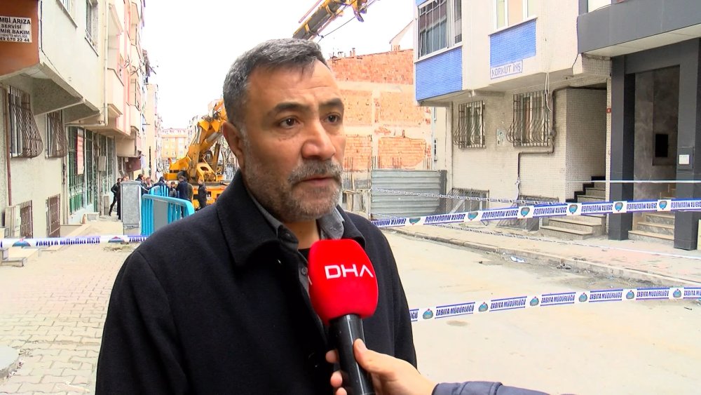 Gaziosmanpaşa'da yıkılma tehlikesi olan binalar vinçle desteklendi
