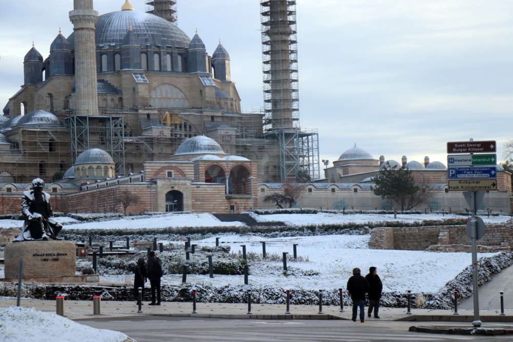 Edirne'de kar etkisini kaybetti