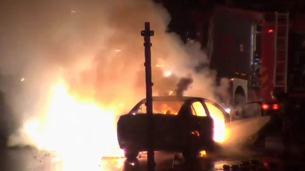 15 Temmuz Şehitler Köprüsü'nde araç yangını: Trafikte yoğunluk oluştu