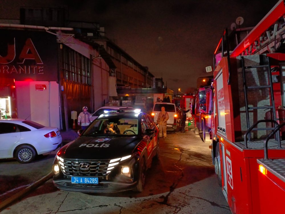 İstanbul'daki kemer atölyesinde yangın çıktı