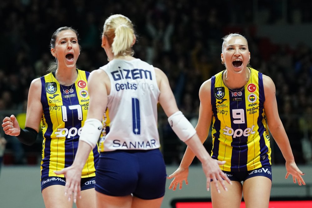 Fenerbahçe Opet Şampiyonlar Ligi'nde yarı finalde