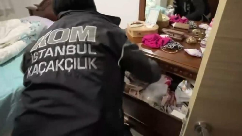 İstanbul'da düzenlenen FETÖ operasyonunda 7 kişi gözaltına alındı